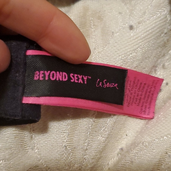 Beyond Sexy bra with rhinestone accents - Picture 5 of 6